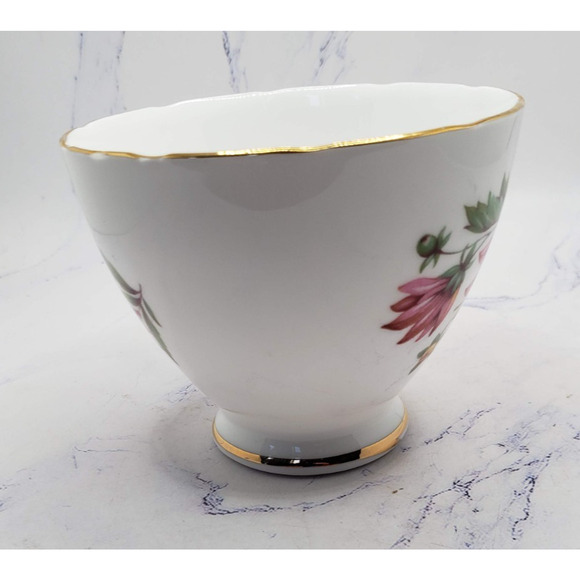 Royal Vale Bone China Pink Floral Tea Cup & Saucer Gold Trim Made In England VTG - Picture 8 of 16